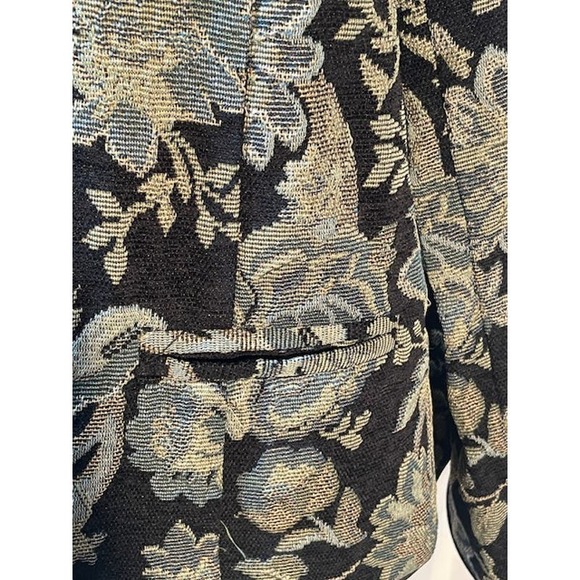 Portrait‎ Size X-Large Jacket Black w/ Blue & Cream Floral - Picture 2 of 5